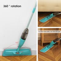 Prix usine Balai plat microfibre anti-poussière à pulvérisation avec insert en microfibre et tige en acier inoxydable de 132 cm, sans seau