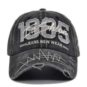 Gorra Deportiva de Fabricante con Aplique Bordado 1985, Estilo Dad Hat Desgastado, de 6 Paneles, de Sarga, Deportiva, Unisex - Product Image 3