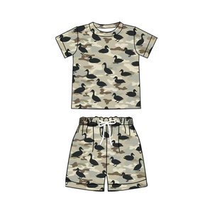 Camisa y Pantalones Cortos para Bebé Niño, Diseño Personalizado de Primavera/Otoño, Estampado de Camuflaje de Patos, 95% Algodón, 5% Elastano, Tela de Lana Peinada - Product Image 1