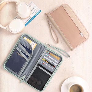 MKW4301 Porte-passeport en polyester imperméable personnalisé Portefeuille <span class=keywords><strong>de</strong></span> <span class=keywords><strong>voyage</strong></span> avec blocage RFID Organisateur <span class=keywords><strong>de</strong></span> <span class=keywords><strong>documents</strong></span> avec fermeture éclair <span class=keywords><strong>pour</strong></span> <span class=keywords><strong>billets</strong></span> - Product Image 3