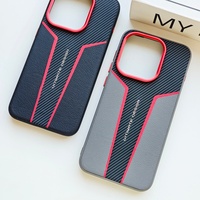 Étui de protection antichoc en cuir PU mat texturé fibre de carbone avec lentille métallique pour Oppo Find X9 Pro / Find X9