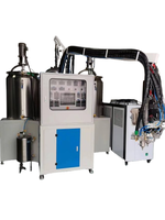 Machine à mousse de polyuréthane pour la production de semelles de chaussures, équipement de mousse de polyuréthane avec régulation de vitesse par conversion de fréquence