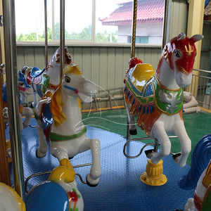 Mini carrousel intérieur/extérieur à 6 joueurs Merry Go Round fibre de verre et bois durables pour les enfants à la maison ou au centre commercial - Product Image 6