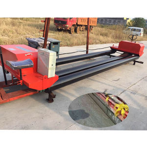 Épandeur de haute qualité pour le béton de route, le revêtement de pont, le nivellement du béton de type cadre, utilisé pour le pavage routier - Product Image 1