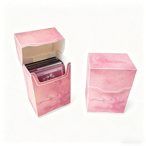 Caja de Almacenamiento para Cartas de Juego TCG de PVC, Resistente al Agua, Duradera y Ligera, en Oferta - Product Image 1