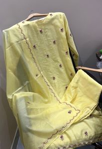 Ensemble Kurta, Palazzo et Dupatta Designer Chanderi pour Femme – Tenue Ethnique Élégante, Vêtement Traditionnel Indien, Idéal pour les Festivals (Vente en Gros) - Product Image 3