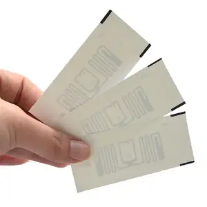 도매 수동 ISO18000 860-960Mhz UHF RFID 짠 의류 라벨 세탁 RFID 태그