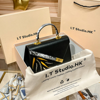 Sac à main rétro brodé de haute qualité OEM ODM pour femmes, grande capacité, sac à bandoulière en PU, nouveau style pour dames