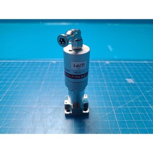 Fujikin 316L-P วาล์วไดอะแฟรมนิวเมติก468407วาล์วที่ใช้เป็นชิ้นส่วนอุปกรณ์เซมิคอนดักเตอร์แบบดั้งเดิม - Product Image 5