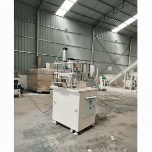 machine de production de savon liquide pour les mains - Product Image 1