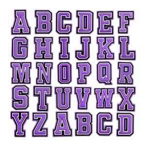 Breloques de chaussures en PVC violettes avec <span class=keywords><strong>lettres</strong></span> de l'alphabet A à Z, boutons de chaussures en caoutchouc personnalisés pour sabots, décorations DIY - Product Image 1