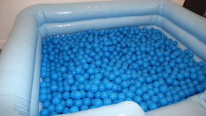 Piscina <span class=keywords><strong>de</strong></span> <span class=keywords><strong>Bolas</strong></span> Inflable Comercial Blanca, Rosa y Azul para Fiestas Infantiles, Alquiler para Eventos, Piscina <span class=keywords><strong>de</strong></span> <span class=keywords><strong>Bolas</strong></span> Inflable Blanca para Saltar y Brincar - Product Image 5
