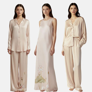 Nuova primavera da donna <span class=keywords><strong>pigiama</strong></span> in raso stile cinese completo <span class=keywords><strong>con</strong></span> ampi <span class=keywords><strong>bottoni</strong></span> di perle in seta di simulazione stile nazionale - Product Image 1