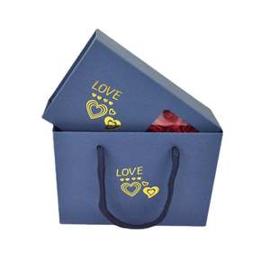 Boîte cadeau personnalisée pour la fête des mères, décoration de fleurs de rose, pétales de fleurs, cadeau pour la Saint-Valentin pour maman, épouse, femme - Product Image 4