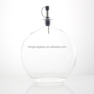 Bouteille en <span class=keywords><strong>verre</strong></span> plat et rond pour huile d'olive, liqueur, spiritueux, whisky, brandy, vodka, alcool, avec bouchon, <span class=keywords><strong>50cl</strong></span>, 500ml, 16oz - Vente chaude - Product Image 6