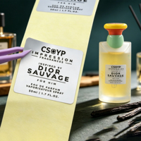 Étiquette de parfum en papier synthétique en rouleau à faible MOQ, logo personnalisé, autocollant imperméable et résistant à l'huile pour flacon de parfum, impression de marque privée