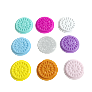 PVC Flower Shape Eyelash Glue Holder Tray Portable <b>Adhesive</b> Pallet for <b>Lash</b> Extension Salon Use - Product Image 4