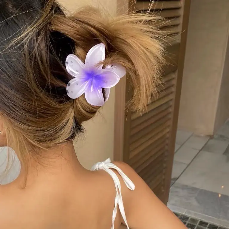 2024 estate spiaggia caramella colore blu forma di fiore fermagli per capelli per le donne ragazze accessori per capelli 7cm resina plastica artiglio per capelli