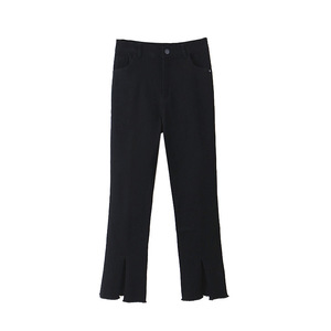 Jeans de Mujer Runqi N7502 Talla Grande, Corte Ajustado, Diseño con Abertura en el Bajo, Algodón Elástico Negro - Product Image 2