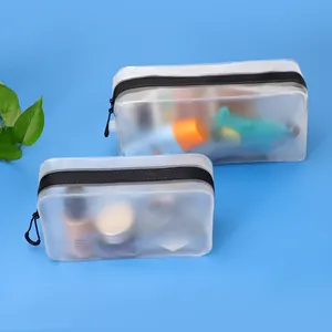 Bolsa de cosméticos de TPU impermeable transparente al por mayor, bolsa de viaje transparente personalizada, bolsa organizadora de almacenamiento suave para viajar