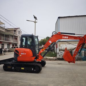 Kullanılmış Kubota U55 5.5 ton %90 yeni Orijinal Japon malı EPA, CE belgeli Tarım Amaçlı Kullanılmış 55 Ekskavatör Kazma İşleri İçin - Product Image 1