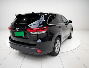 Toyota Highlander d'occasion 2020 à quatre roues motrices, édition commémorative du million de véhicules, avec volant chauffant – Vente Flash - Product Image 3