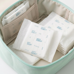 Serviettes hygiéniques Happy Moonday en coton biologique, ultra-minces, avec noyau absorbant, protection anti-fuites, super absorbantes, forme ailée, pour usage féminin - Product Image 1