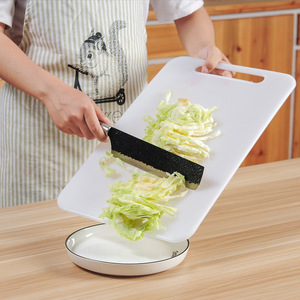 Planche à découper en plastique durable de qualité alimentaire avec trou de suspension, colorée, pour légumes, vente en gros, gadgets de cuisine - Product Image 3