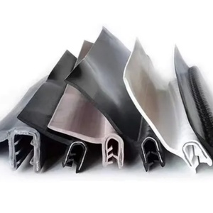 Bande d'étanchéité auto-adhésive en PVC robuste et imperméable pour portes <span class=keywords><strong>de</strong></span> rangement et placards - Product Image 2