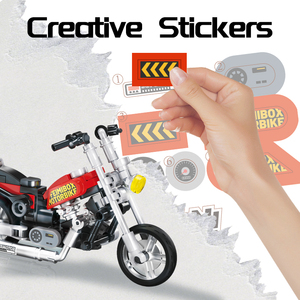 Motocicleta de Ladrillos Miniatura Feelo FL5487 <span class=keywords><strong>Street</strong></span> <span class=keywords><strong>Fighter</strong></span>, Modelo American Cruiser con Caja de Exhibición, Regalo para Entusiastas de las Motos Clásicas - Product Image 5