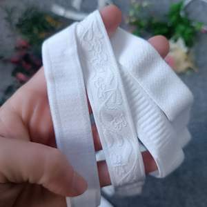 Alça de Ombro de Seda Leve de Nylon de 1.8CM, Atacado, Alta Qualidade, Antiderrapante, Alça de Sutiã Elástica Jacquard - Product Image 4