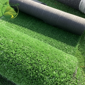 Gazon artificiel paysager haut de gamme pour intérieur/extérieur, haute densité, résistant aux UV, écologique, résistant au feu, pelouse synthétique pour - Product Image 1