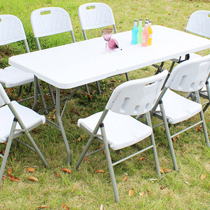 كراسي قابلة للطي من البولي إيثيلين عالي الكثافة للاستخدام التجاري، قابلة للتكديس ومحمولة، مناسبة للفعاليات والأعراس وحفلات الأجرة الداخلية والخارجية - Product Image 1