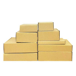 Boîtes en papier kraft 185x175x75mm, trois couches, extra résistantes, pour vêtements, e-commerce, livraison express, impression personnalisable disponible - Product Image 1