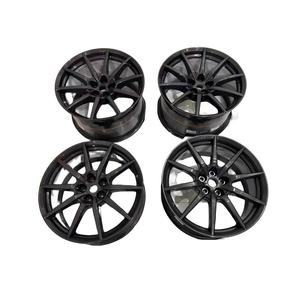 Cerchio in Fibra di Carbonio Forgiata ad Alte Prestazioni per Ferrari SF90 Stradale Spider 2020-2025, 21 Pollici - Product Image 5