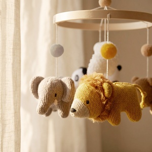 <span class=keywords><strong>Mobile</strong></span> pour bébé Safari pour <span class=keywords><strong>lit</strong></span> bébé, <span class=keywords><strong>mobile</strong></span> pour <span class=keywords><strong>lit</strong></span> bébé en crochet fait main avec des animaux de la <span class=keywords><strong>jungle</strong></span>, décoration de crèche neutre pour garçons et filles, cadeau de naissance - Product Image 5