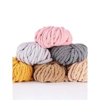 Fil chenille épais et doux en polyester 100 % pour tricot à la main, idéal pour les couvertures, certifié OEKO-TEX, vente en gros directe usine