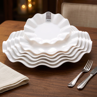 Chargeur d'assiettes de luxe blanc, 12 pièces, alimentation d'usine, assiettes de mariage