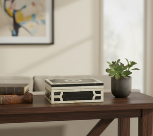 Caja Decorativa Hecha a Mano con Incrustaciones de Hueso y Cuerno - Caja de Almacenamiento de Joyas de Lujo con Patrón Floral Geométrico en Blanco y Negro - Product Image 2