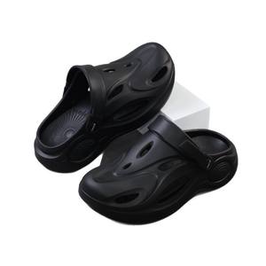 Sandales d'été confortables pour hommes à bout fermé, semelle EVA respirante, talon de 2-3 cm, chaussures de sport de plage, épaisseur moyenne - Product Image 5