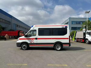 Ambulanza JMC Diesel Tetto Alto Euro 5 Nuova Condizione con Monitoraggio Manuale Veicolo di Trasporto Medico d'Emergenza - Product Image 1