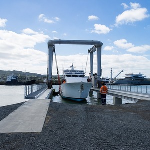 Nouveau Lève-bateaux marin sur mesure de 75 à 250 tonnes pour le transport de navires dans les chantiers navaires avec option de système de palan à chaîne - Product Image 6