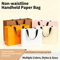 Sac cadeau en papier mat de luxe avec logo personnalisé imprimé et poignée en ruban pour boutique de vêtements