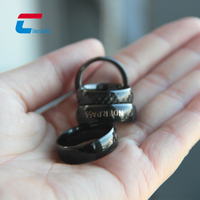 LOGO personnalisé NFC anneau en céramique portable 13.56mhz puce Rfid Nfc anneau de doigt bague intelligente pour le partage de cartes de visite des médias sociaux