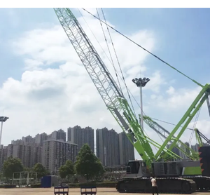 Grúa Oruga ZCC9800W de Marca Reconocida, 800 Toneladas, 180 Metros, con Motor, Caja de Cambios y Bomba, en Venta - Product Image 2