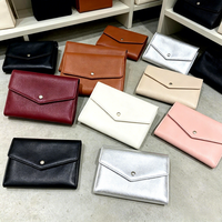 Sacs à main rétro d'occasion authentiques en forme d'enveloppe, vente en gros, pochettes en cuir pour femmes à rabat boutonné, couleurs assorties prêtes à être expédiées