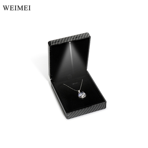 WeiMei caja de collar de luz caja de embalaje de joyería LED acabado brillante cajas de joyería de plástico sólido caja de joyería led - Product Image 4
