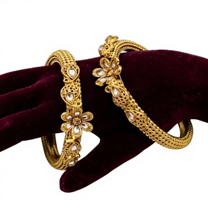 Fashionable 24K Gold Plated <b>Bangle</b> Bracelets <b>Set</b> With Flower Pattern And Pearls For Women Wedding Party Jewelry - Product Image 2