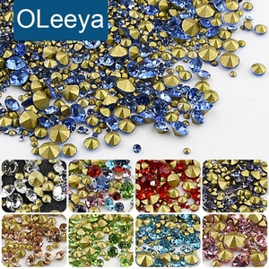 Strass en verre Oleeya à dos pointu, tailles assorties, perles de cristal en vrac en gros pour bijoux, ongles et accessoires DIY - Product Image 1