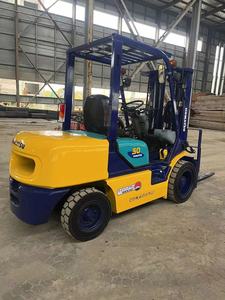 รถยกของ Komatsu 30 14รุ่น3ตัน3ส่วนเครื่องยนต์ดีเซล - Product Image 3